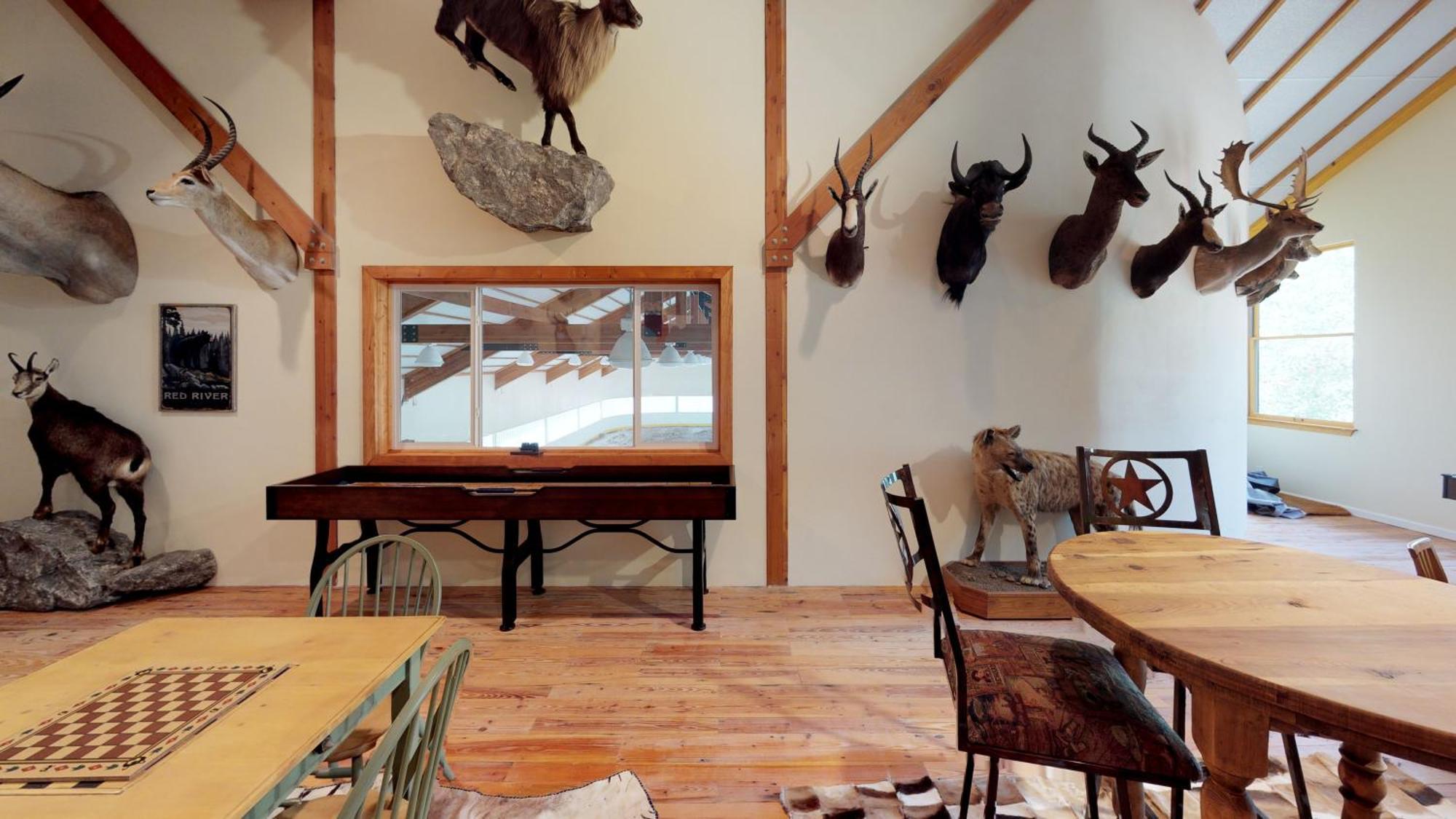 River Lyric Lodge - Formerly Double Dog Ред-Рівер Екстер'єр фото